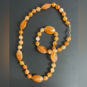 Vintage Lucite &‎ Metal Brown & Amber Bead Necklace